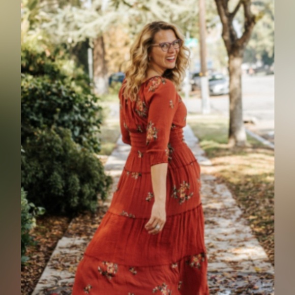 Anthropologie Fig and Flower Embroidered floral Smocked Tiered Ruffle Dress L - Picture 8 of 8